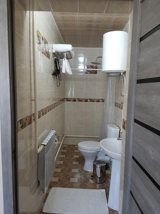 Datka Guest House Naryn Екстериор снимка