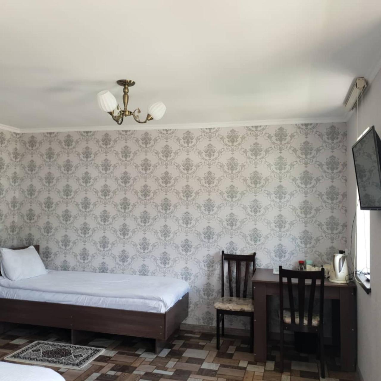 Datka Guest House Naryn Екстериор снимка