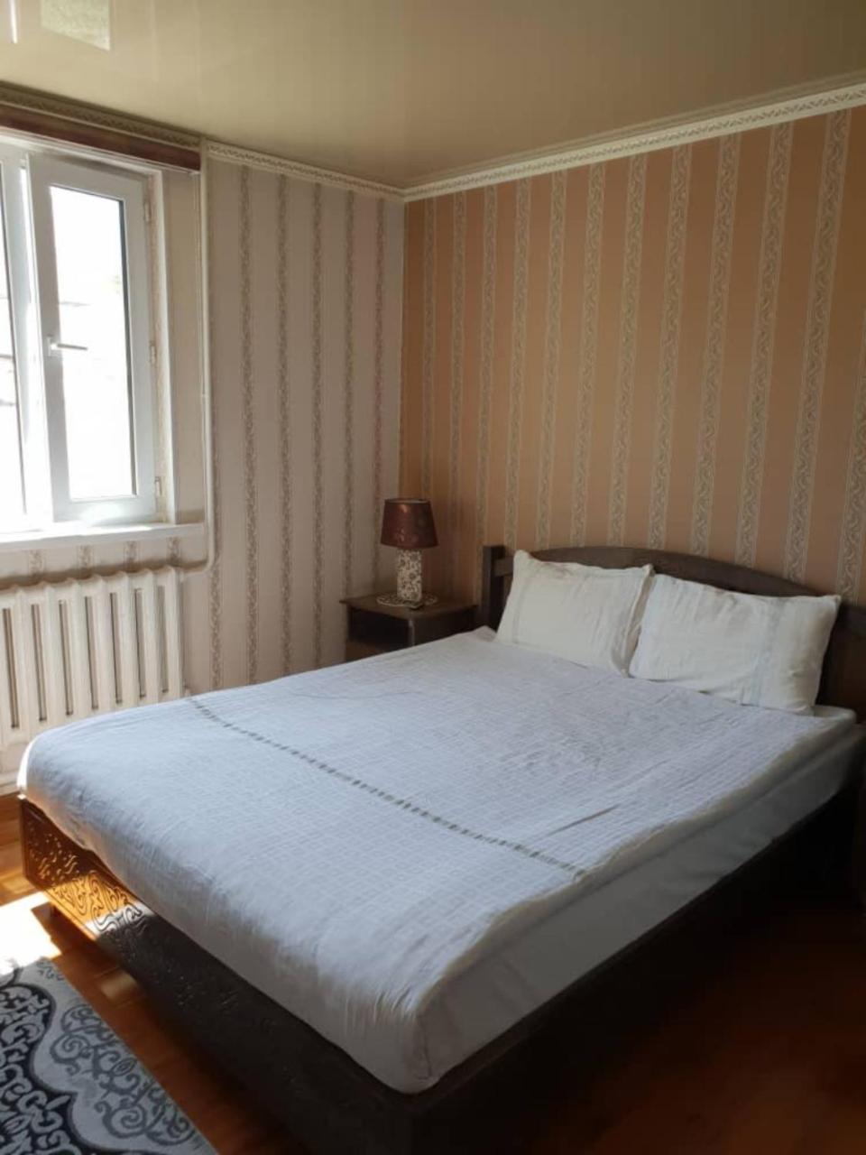 Datka Guest House Naryn Екстериор снимка