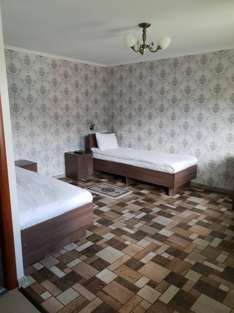 Datka Guest House Naryn Екстериор снимка