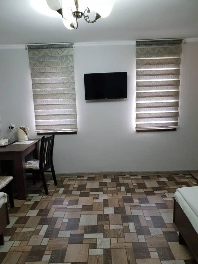 Datka Guest House Naryn Екстериор снимка